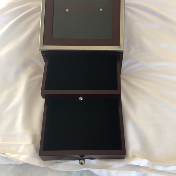 Jewelry box deep red like cherry wood w/black velvet lined interior.Four drawers - Picture 4 of 16